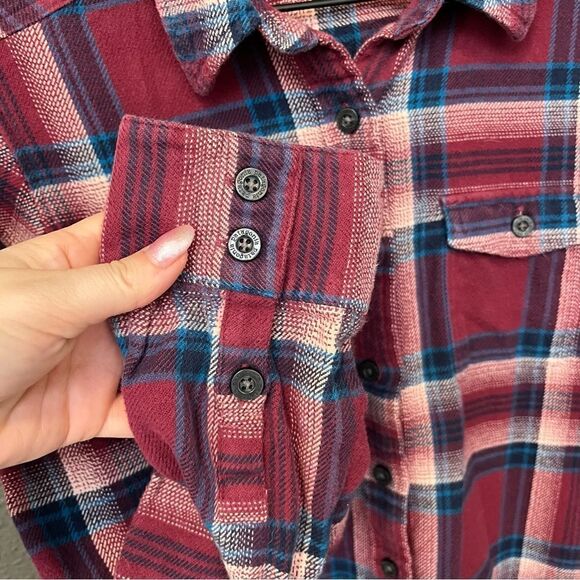 Patagonia Women's Long-Sleeved Organic Cotton Midweight Flannel Shirt - Picture 5 of 10
